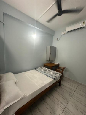 Thaliath Inn Varapuzha